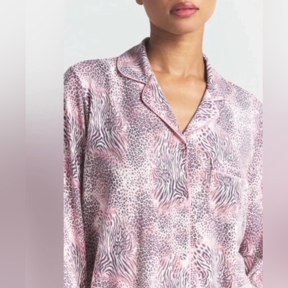 SKIMS Bloom Women's Pajama Set in Pink Leopard Print Small NWT - Picture 3 of 4